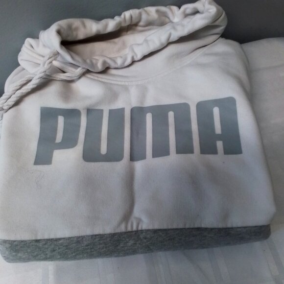 NWOT PUMA Woman's pullover with cowl drawstring neckline sz L - Picture 1 of 2